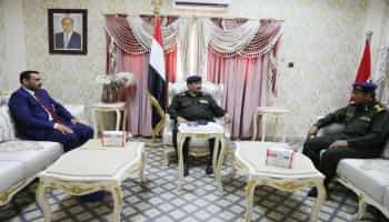 اليمن: محافظ سقطرى رمزي محروس يظهر في اجتماع امني رفيع حول الاوضاع في الجزيرة الواقعة تحت نفوذ الانتقالي الجنوبي