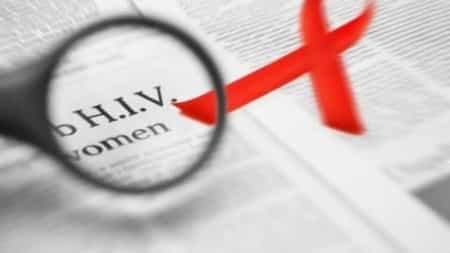تقرير: الأذى المسكوت عنه.. زوجات ضحايا "العدوى الجنسية"