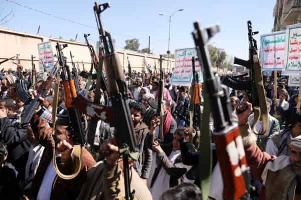 اليمن: الحوثيون يدعون للتظاهر غدا الاحد، ردا على  التصريحات الاميركية التي تحملهم مسؤولية تدهور الاوضاع المعيشية في البلاد.