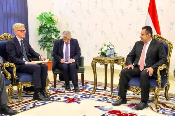 اليمن: الحكومة تبلغ المبعوث الجديد التزامها "بأي حل" لانهاء المعاناة