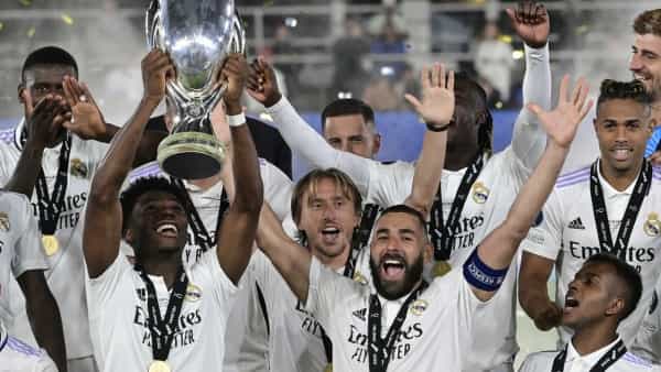 رياضة: ريال مدريد يفوز بكأس السوبر الأوروبية للمرة الخامسة بعد انتزاعه فوزا ثمينا من إينتراخت فرانكفورت