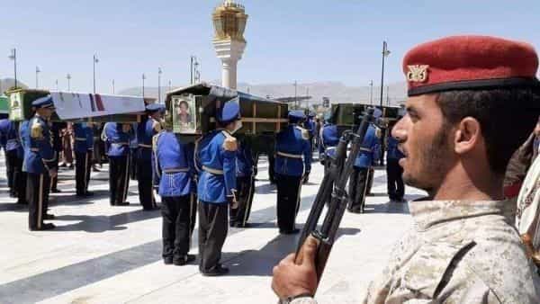 اليمن: الحوثيون يشيعون أربعة من مقاتليهم سقطوا في مواجهات مع القوات الحكومية