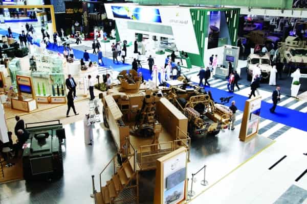 أبوظبي: الإمارات توقع صفقات دفاع بقيمة 599 مليون دولار