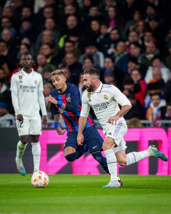 رياضة: برشلونة يفوز على ريال مدريد في كلاسيكو كأس الملك