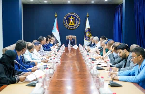 اليمن: المجلس الانتقالي يتهم رئيس الحكومة بالسعي الى تأزيم الوضع على خلفية قرارات تعيين حديثة