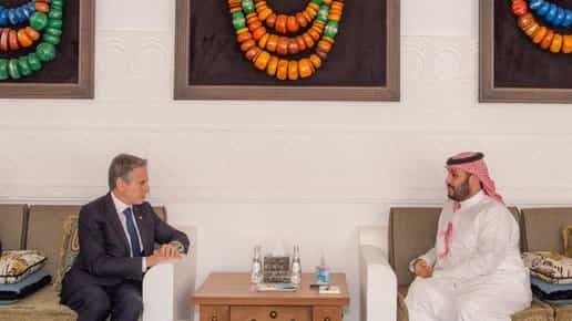 الرياض: بلينكن يناقش الضغط على حماس خلال لقائه ولي العهد السعودي