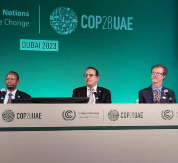 دبي: الحكومة اليمنية تطالب المجتمع الدولي بمنحها الأولوية في الدعم لمواجهة أعباء تغير المناخ