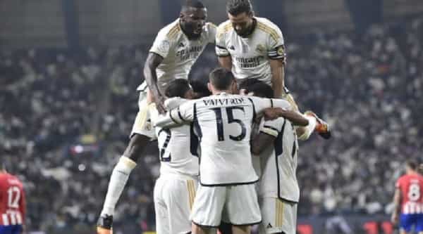 رياضة: ريال مدريد يتخطى جاره أتلتيكو ويبلغ نهائي السوبر الإسباني