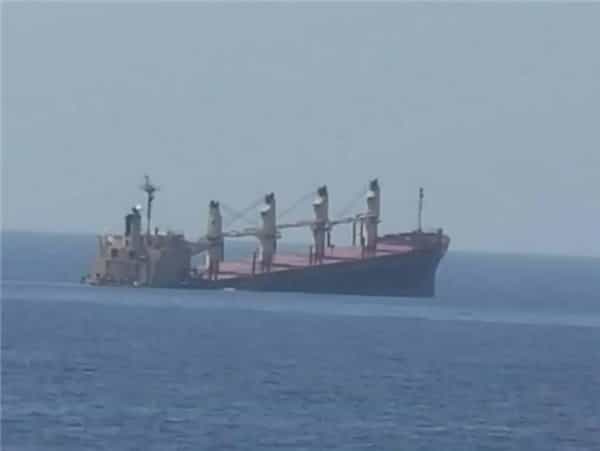 تقرير: الحوثيون يشنون أخطر هجوم لهم منذ بداية الحرب.. ولهذه الأسباب تبدو أمريكا عاجزة عن وقف هجماتهم