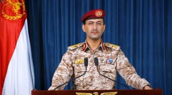 اليمن: الحوثيون يعلنون تنفيذ عمليتين ضد سفينة تجارية ومدمرات أمريكية في البحر الأحمر وخليج عدن