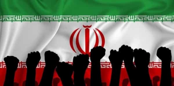 تحليل: لماذا تتورط إيران في الكثير من الصراعات؟