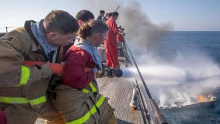 اليمن: البحرية في سقطرى تضبط سفينة إيرانية تحمل شحنة من المخدرات