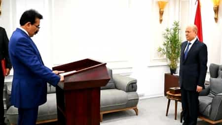 اليمن: حزب الإصلاح يرفض اتهامات محافظ الجوف"العارية عن الصحة " له بالتمرد على قرارت رئاسية