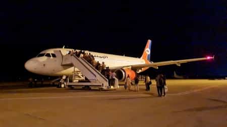 اليمن: الحكومة تؤكد استكمال إجلاء كافة رعاياها العالقين في السودان