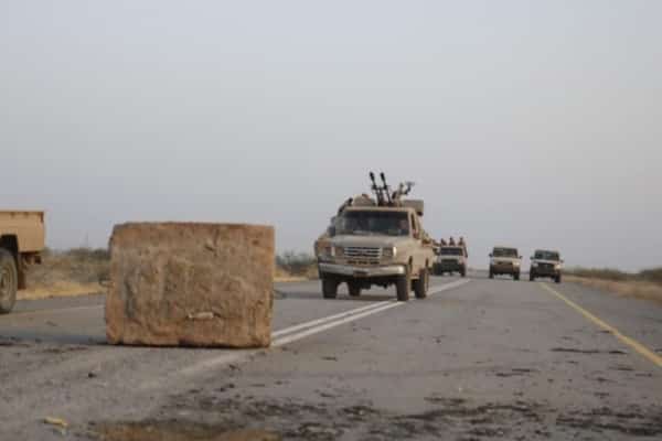 اليمن: استمرار المعارك بين القوات الحكومية والحوثيين شمالي عبس