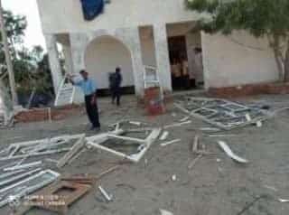 اليمن: بعثة الامم المتحدة لدعم اتفاق الحديدة تقول ان قذيفتين جويتين اصابتا مستودعا ومقر اقامة تابعين لشركة الحباري للانتاج الغذائي بميناء الصليف على البحر الاحمر، في اشارة الى غارة جوية ضربت المنطقة