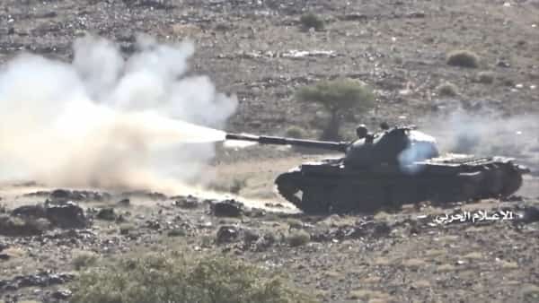 اليمن: الحوثيون يشنون هجوما متعدد المحاور في هذه الاثناء على جبهة الحازمية في مسعى لاستعادة مواقع من قبضة القوات الحكومية كانوا خسروها خلال معارك الايام الاخيرة بمديرية الصومعة شرقي محافظة البيضاء الاستراتيجية وسط اليمن.