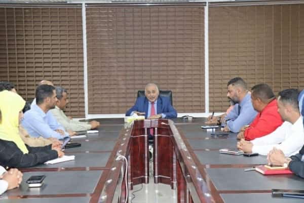 اليمن: البنك المركزي يلوح بالقائمة السوداء ضد المصارف المخالفة للمعايير الدولية