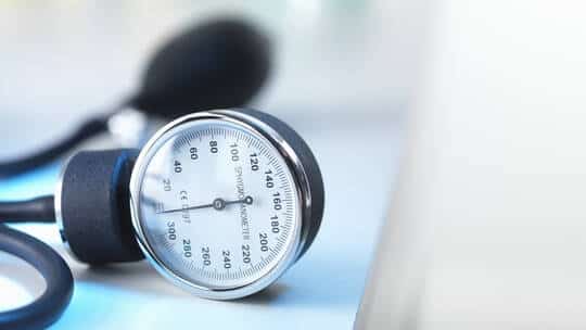 صحة: أسباب وأعراض انخفاض ضغط الدم