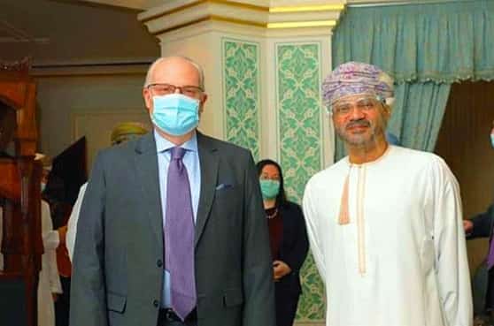 مسقط: المبعوثان الاممي والامريكي يبدآن مشاورات مع الوسطاء العمانيين والمفاوضين الحوثيين