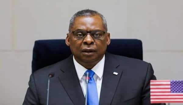 واشنطن: وزير الدفاع الأمريكي يؤكد التزام الولايات المتحدة بمساعدة الإمارات في الدفاع عن أراضيها