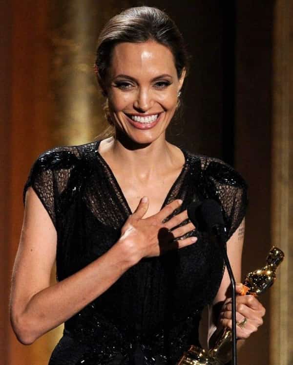 اطار: انجلينا جولي في زيارة "دعائية" بعيدة عن الاضواء..اليكم ما ينبغي معرفتة عن النجمة الانسانية