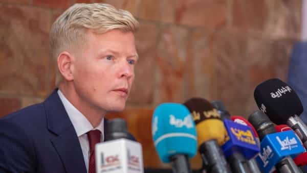 عمان: المبعوث الاممي لليمن يعلن موافقة الاطراف على هدنة انسانية لمدة شهرين (نص البيان)  ‏