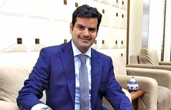 الكويت: مرسوم أميري بتعيين الدبلوماسي فلاح الحجرف سفيراً مفوضاً لدى اليمن