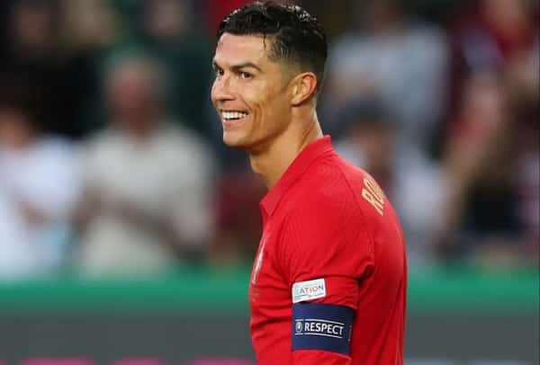 رياضة: رونالدو يرفض عرضاً سعودياً بـ270 مليون يورو