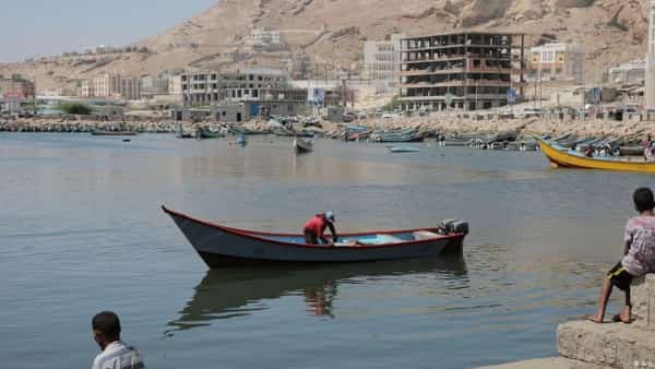 اليمن: وفاة شاب غرقا أثناء سباحته في ميناء المكلا بحضرموت