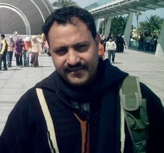 اليمن: نقابة الصحفيين تتضامن مع الصحفي لطف الصراري وتطالب بدفع حقوقه