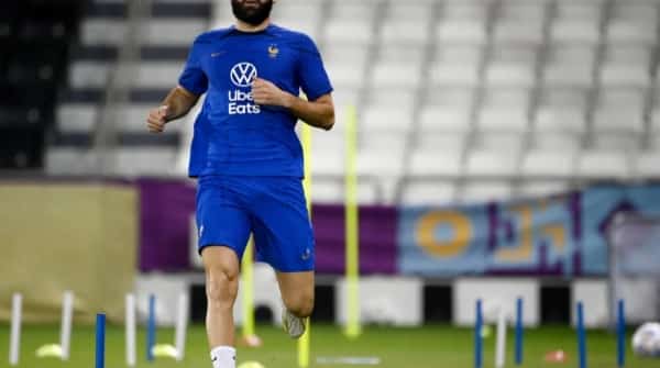 مونديال قطر: إصابة مهاجم المنتخب الفرنسي كريم بنزيمة في تمارين الفريق وخضوعه لفحوص طبية بدوحة