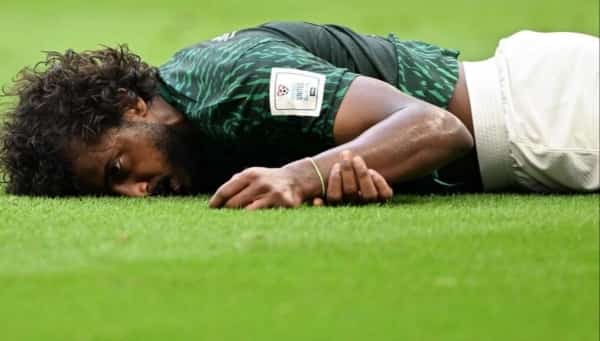 مونديال قطر: السعودي ياسر الشهراني لا يزال تحت الرقابة الطبية بعد إصابته في الرأس