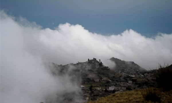 طقس: مركز الأرصاد الجوية يحذر المواطنين في 12 محافظة يمنية من هطول أمطار متفاوتة الشدة