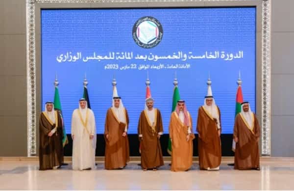 الرياض: "الوزاري الخليجي" يدعو الحوثيين إلى التجاوب مع دعوة "المجلس الرئاسي" للتفاوض لإنهاء الصراع في اليمن