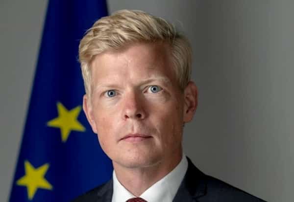 عمّان: المبعوث الأممي يحث أطراف الصراع في اليمن على العمل للإفراج عن جميع المحتجزين