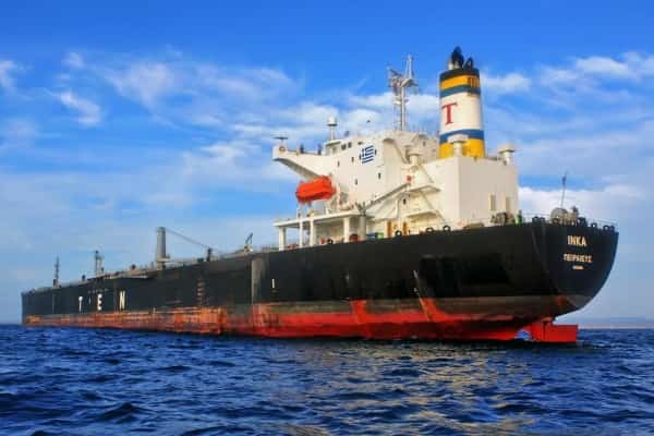 اقتصاد: النفط يرتفع بأكثر من 2% وسط نمو الطلب وانخفاض الإنتاج في أميركا ‏