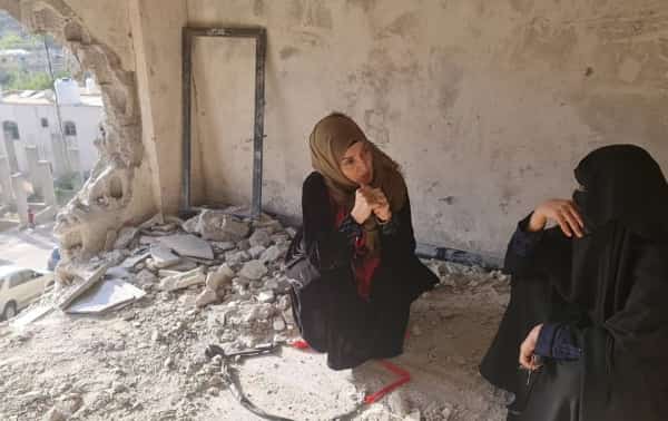 اليمن: لجنة التحقيق الوطنية ترصد انتهاكات حقوق الانسان واستهداف المدنيين في مناطق التماس بمدينة تعز