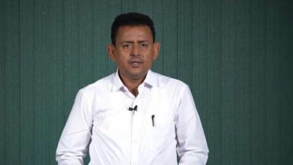 اليمن: نقابة الصحفيين اليمنيين تدين الاعتداء على الصحفي مجاهد القب وتطالب سلطات الامن بالافراج الفوري عنه