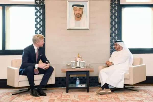 ابوظبي: المبعوث الاممي يواصل مباحثات مكثفة في المنطقة للدفع نحو وقف دائم لاطلاق النار في اليمن
