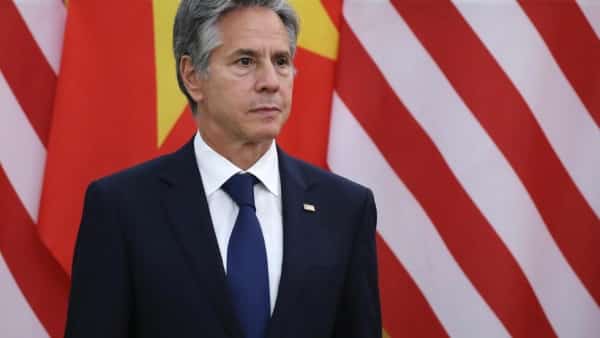 واشنطن: الولايات المتحدة الأمريكية تؤكّد موافقتها على نقل أصول إيرانية مجمّدة في كوريا الجنوبية ضمن صفقة تبادل سجناء