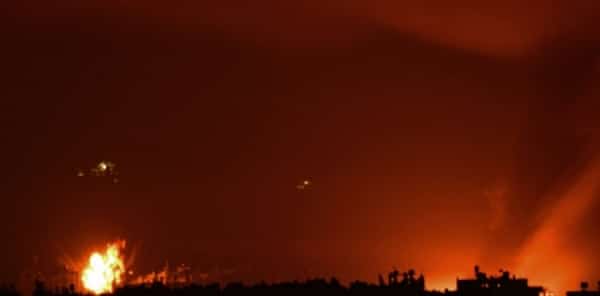 طوفان الأقصى: مقتل وإصابة أكثر من 130 شخصاً بقصف إسرائيلي على مخيم المغازي وسط قطاع غزة