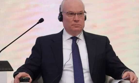 واشنطن: الوسيط الأمريكي يبدأ الأسبوع الجاري جولة خليجية للدفع بجهود السلام في اليمن