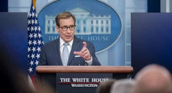 واشنطن: الولايات المتحدة قد تصنف الحوثيين مجددا "منظمة إرهابية"