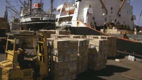 اقتصاد: الأسواق الإسرائيلية تستنجد بأوروبا نتيجة نقص وتأخير في السلع بفعل هجمات الحوثيين