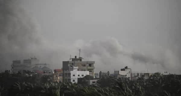 طوفان الأقصى: مقتل 12 من النساء والأطفال في قصف إسرائيلي على جباليا