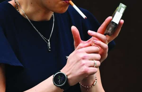 صحة: أطعمة عليك تجنبها إذا قررت الإقلاع عن التدخين