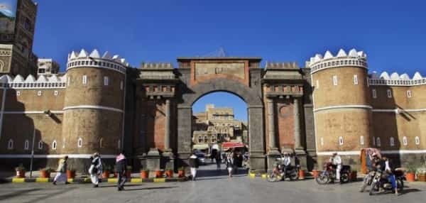 باريس: اليونسكو تعترض على العبث بملامح صنعاء القديمة وتطالب پإيقافه