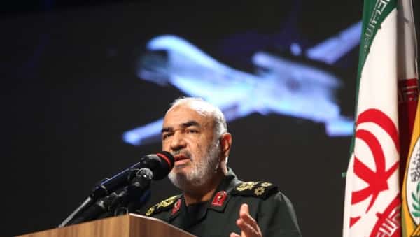 طهران: تزامنًا مع تعهد الغرب بمواجهة الحوثيين..ايران تقول انها تواجه "معركة شاملة" مع "العدو"