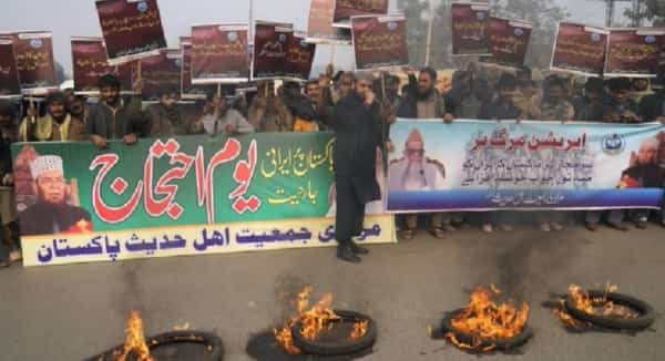 إسلام أباد: باكستان وإيران تتفقان على تهدئة التوتر وإعادة السفيرين